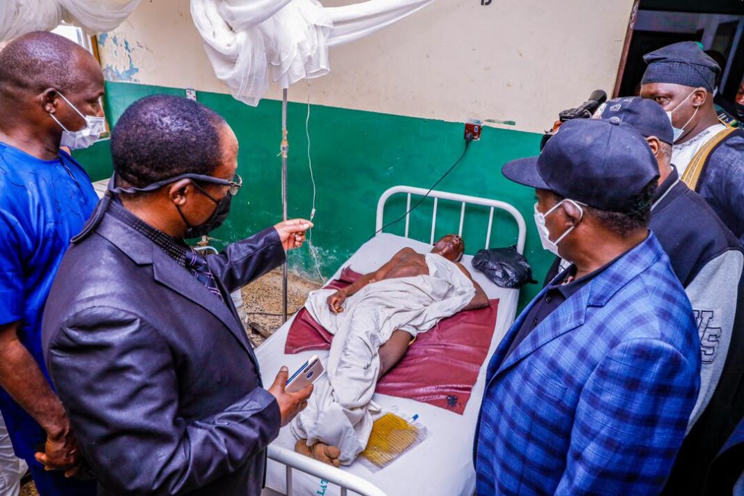 Governor Simon Lalong of Plateau State on Monday visited victims of Saturday attack on Muslim travellers, who are receiving treatment at Plateau State Specialist Hospital and others at Bingham University Teaching Hospital.