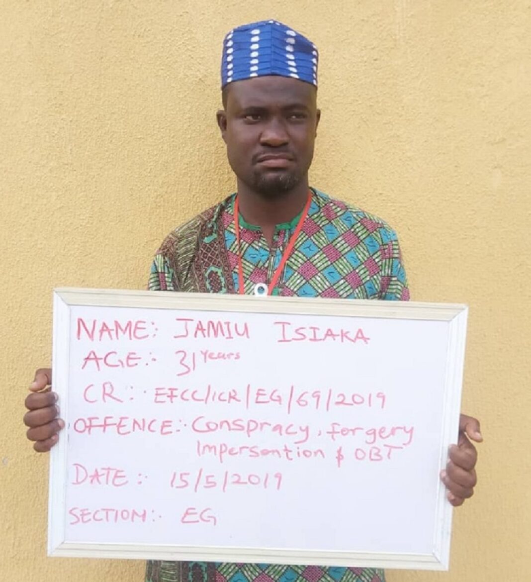 Jamiu Isiaka, Femi Adesina's impostor