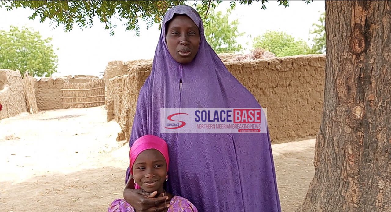 Bilkisu Isiyaku, with her daughter, Salamatu.
