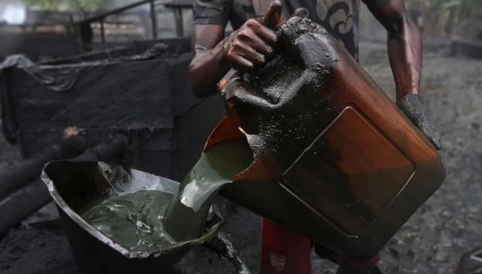Oil thieves