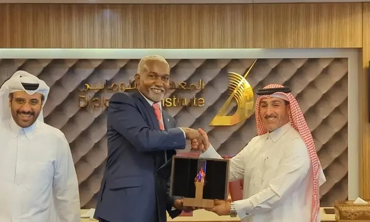 Nigeria’s Foreign Affairs Minister, Amb. Yusuf Tuggar (m) his lecture at the Doha Diplomatic Institute, on the sidelines of President Bola Tinubu’s State visit to Qatar