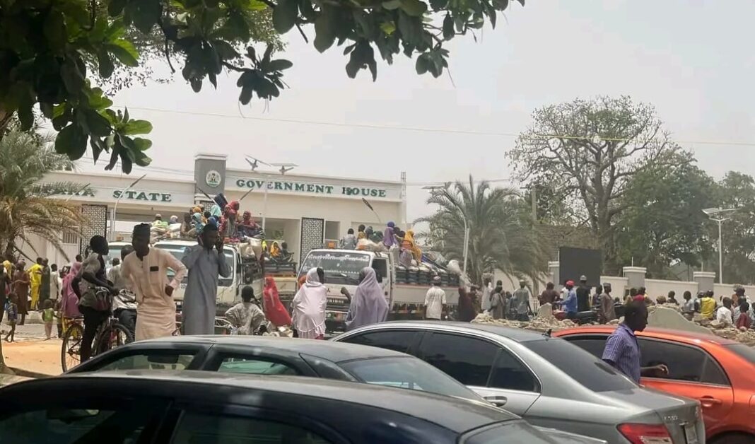 Members of Bini community in Maru Local Government Area storm Zamfara Government House