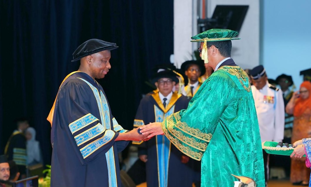 MD CEO Jaiz Bank receiving his certificate during the 37th Convocation of the university