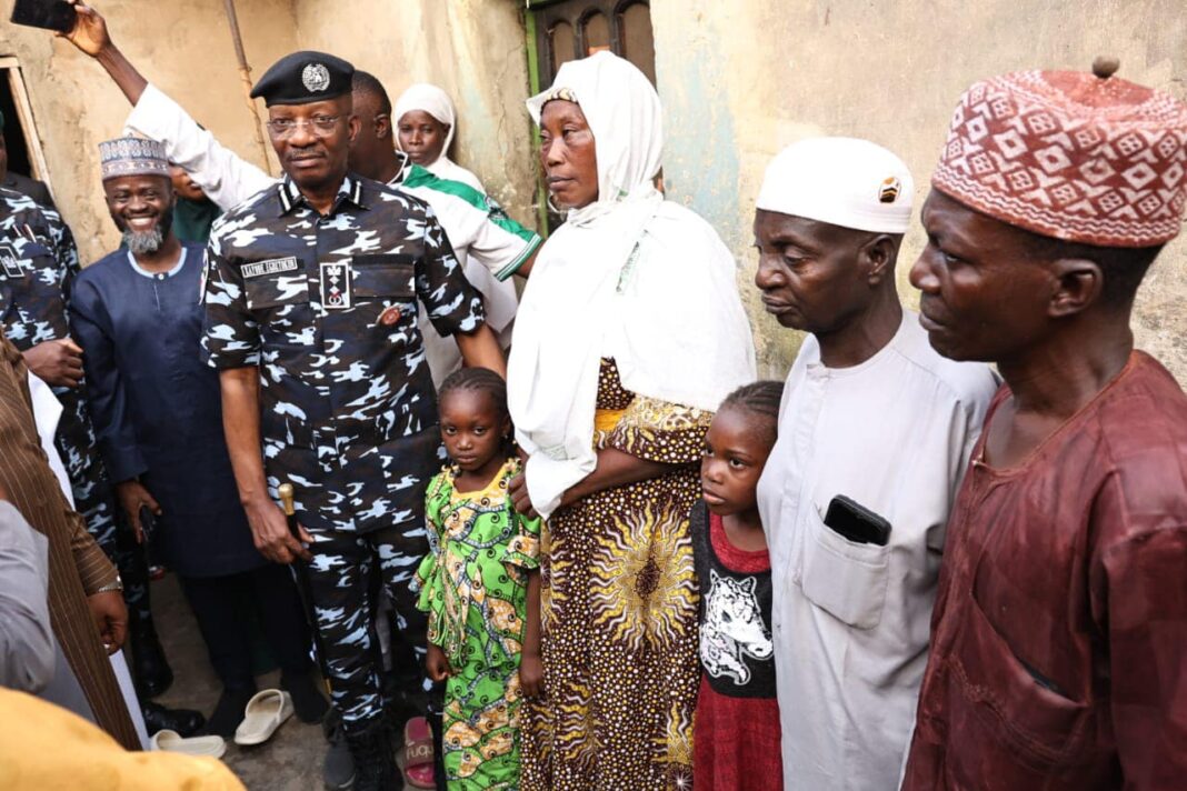 The Inspector-General (IG) of Police, Kayode Egbetokun, on Sunday paid an unscheduled visit to Ilorin in view of the death of a man reportedly tortured to death by the police.